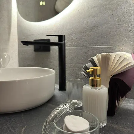 Luxury Y After Renovation In With Parking